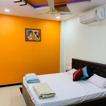 Manjushree Guest House Уджайн Екстериор снимка